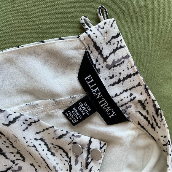 Ellen Tracy Cross Back Metallic Clip Shell - Picture 6 of 7